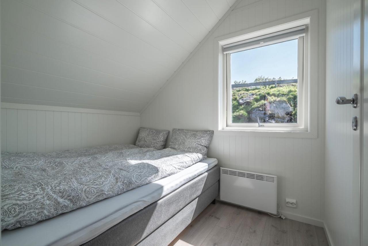 Seafront New Cabin In Lofoten Ballstad Extérieur photo
